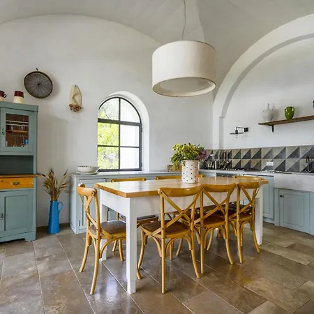 Pomes In Puglia ヴィラ オストゥーニ