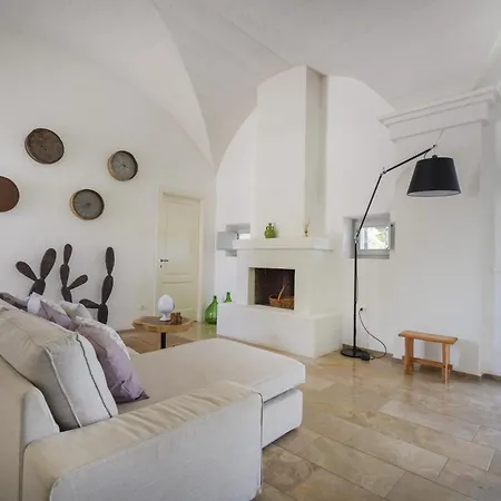 Pomes In Puglia * Ostuni